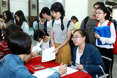 2019届毕业生暑期实习双选会暨第五届就业咨询日活动南开举行